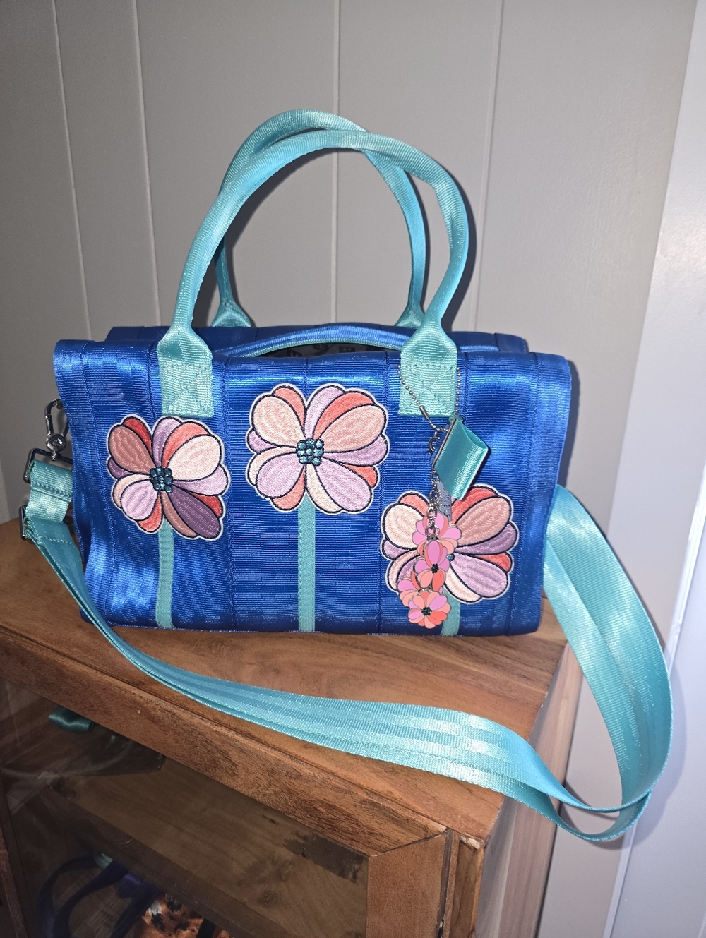 Harvey's Seatbelt Bags Superbloom Marilyn Satchel